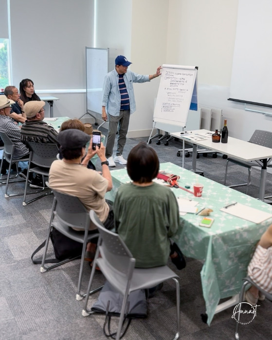 Dimasalang art class with Edgardo Lantin at the Burnaby Library. Photo courtesy of Ann Art Photography