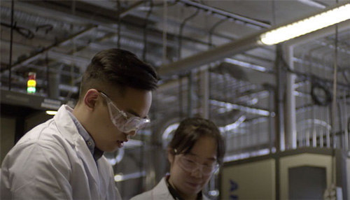Forbes 30 Under 30 in 2019, Phil De Luna leads a 40-member staff at the National Research Council’s Energy Materials Challenge Program.